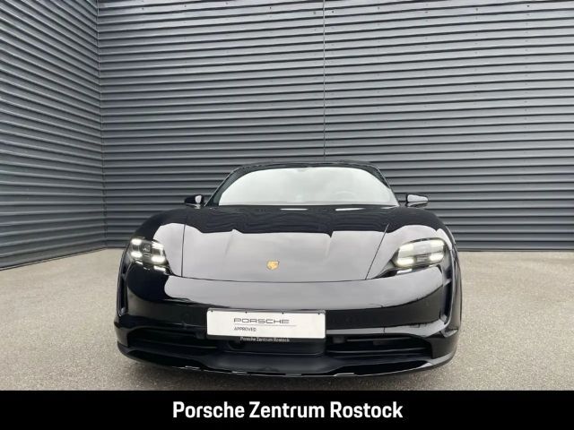 Porsche Taycan 4 Cross Turismo