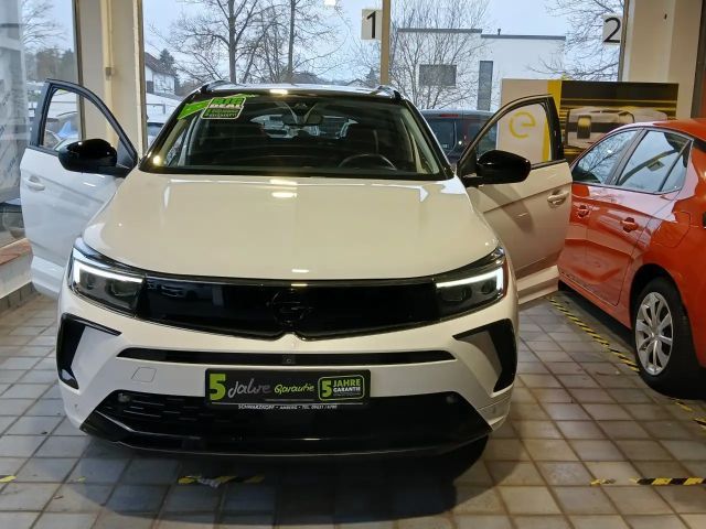 Opel Grandland X 1.6 Turbo