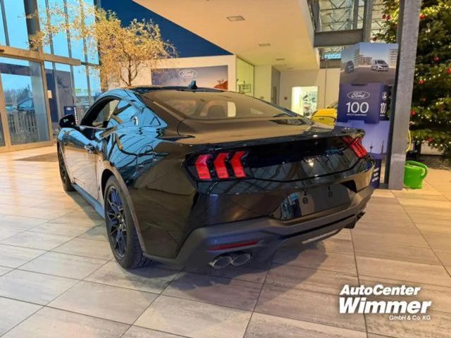 Ford Mustang Fastback GT 5.0 V8