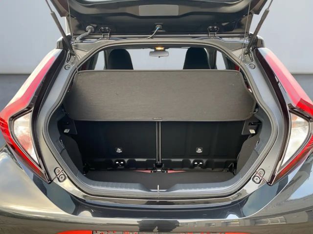 Toyota Aygo X Bi-Tone Hatchback