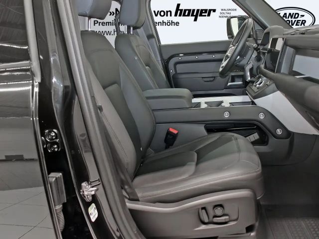 Land Rover Defender 110 D300 Dynamic SE