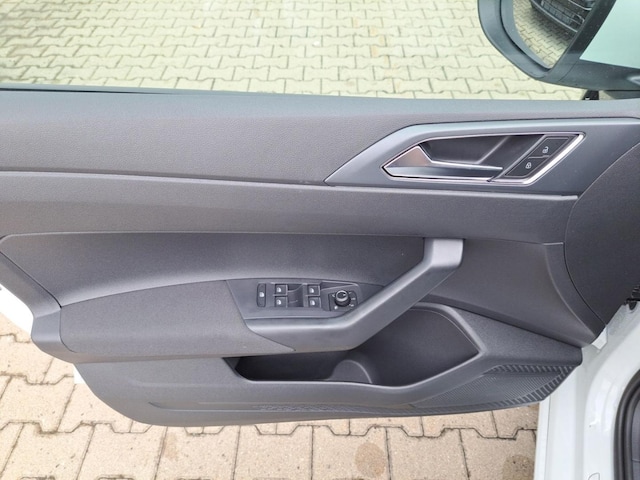 Volkswagen Taigo 1.0 TSI R-Line