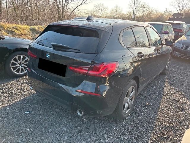 BMW 118 118d Advantage pakket Sedan