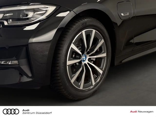 BMW 320 320e Advantage pakket Sedan