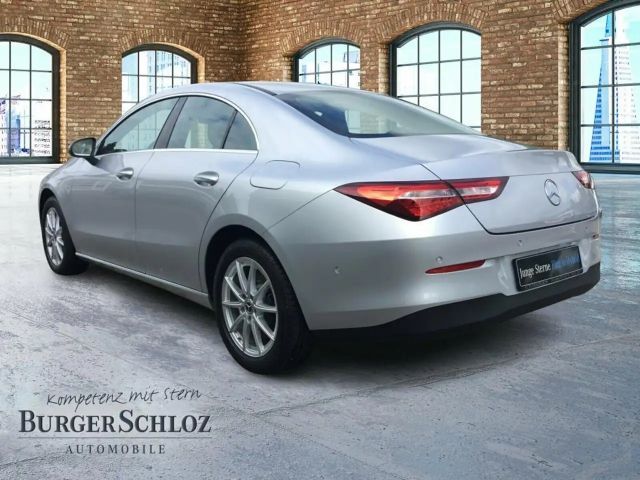 Mercedes-Benz CLA 250 CLA 250 e Coupé