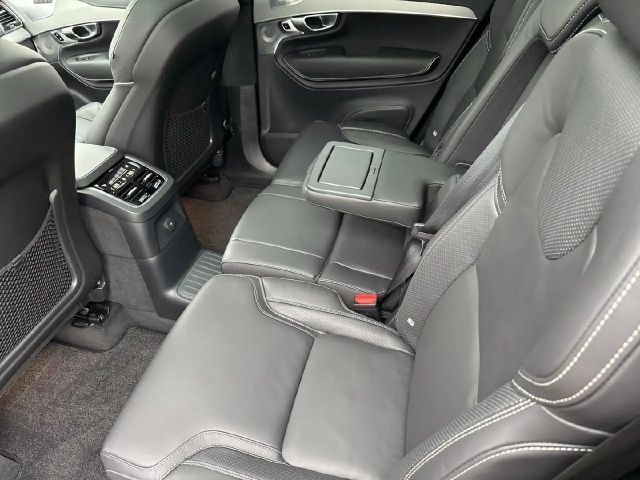 Volvo XC90 AWD Dark Recharge Ultimate