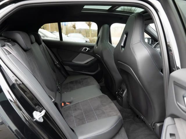 BMW 135 Sedan xDrive