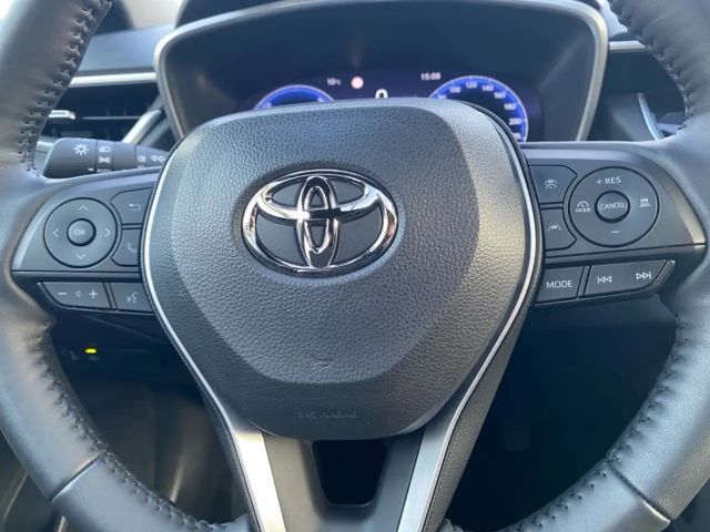 Toyota Corolla Cross Hybride Team D