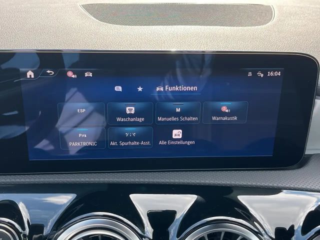 Mercedes-Benz A 180 AMG Line Hatchback