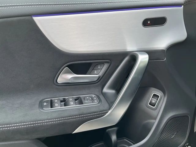 Mercedes-Benz CLA 200 CLA 200 d Shooting Brake