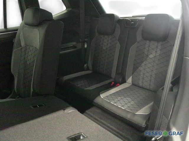 Volkswagen Tiguan Allspace IQ.Drive R-Line