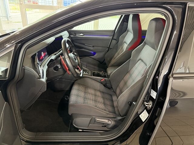 Volkswagen Golf 2.0 TSI DSG Golf VIII Style