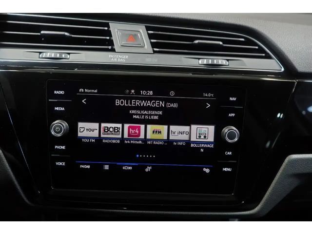 Volkswagen Touran 1.5 TSI Highline Style