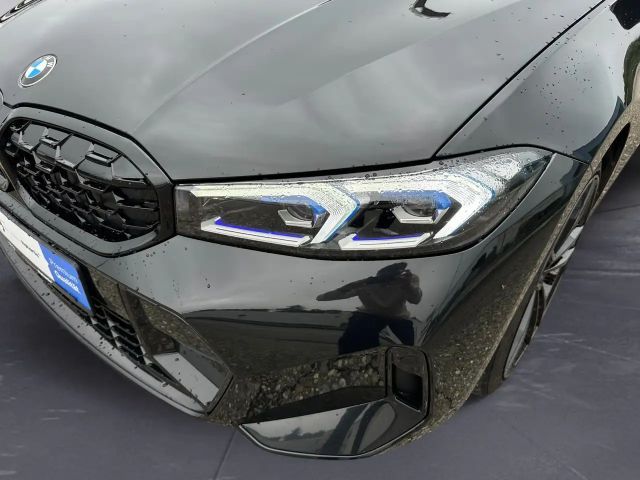 BMW 320 320i M-Sport Sedan xDrive