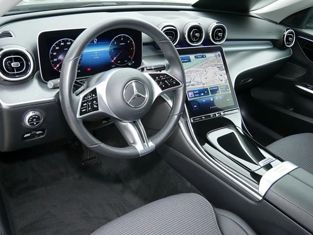 Mercedes-Benz C 200 AVANTGARDE C 200 d Sedan