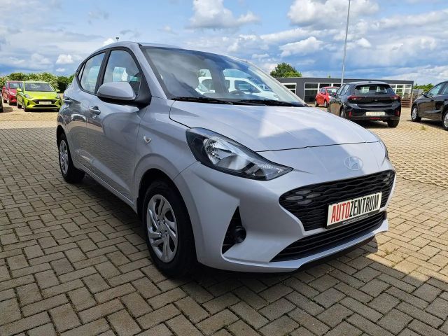 Hyundai i10 1.0