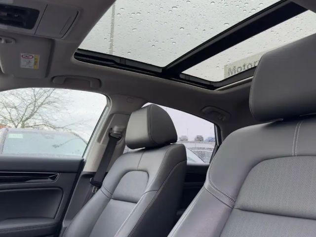 Honda Civic Advance Hybrid e:HEV