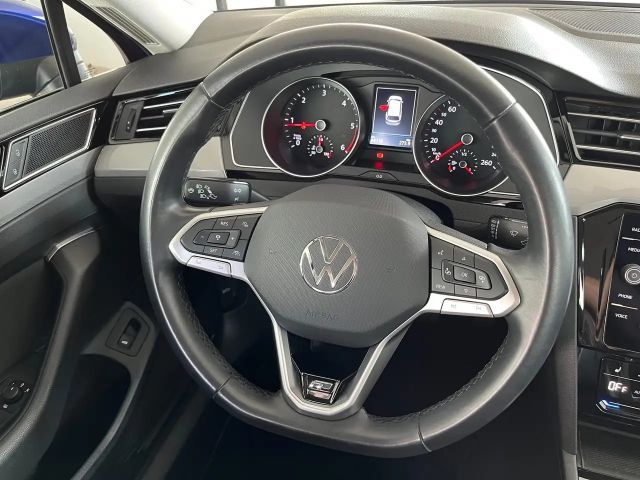 Volkswagen Passat 2.0 TDI R-Line Variant