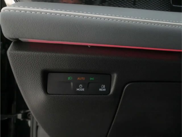 Volkswagen Passat 1.5 eTSI Business DSG