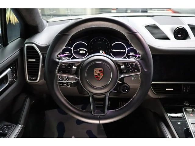 Porsche Cayenne GTS