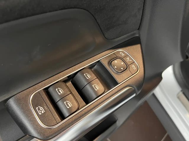 Mercedes-Benz GLA 250 4MATIC AMG Line