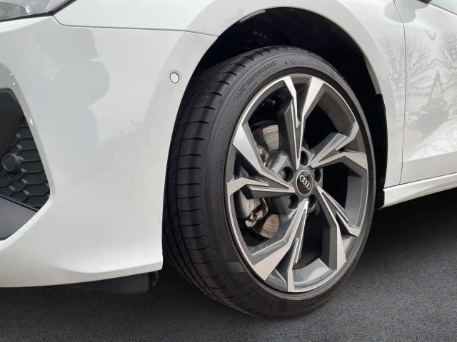 Audi A3 30 TFSI S-Tronic Sedan Sportback