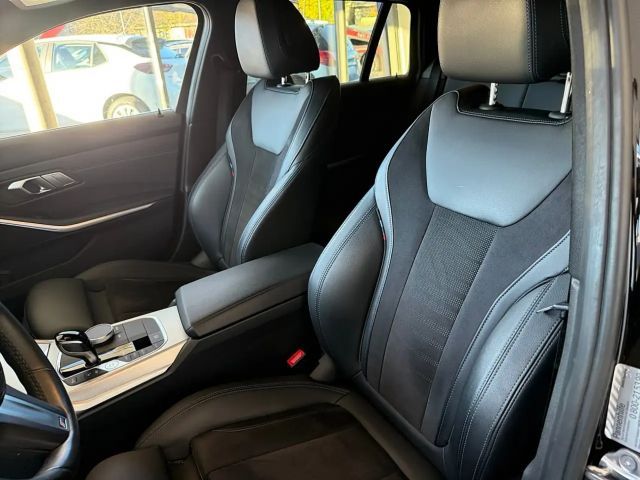 BMW 330 330e Touring