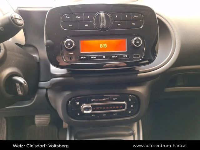 Smart EQ forfour EQ