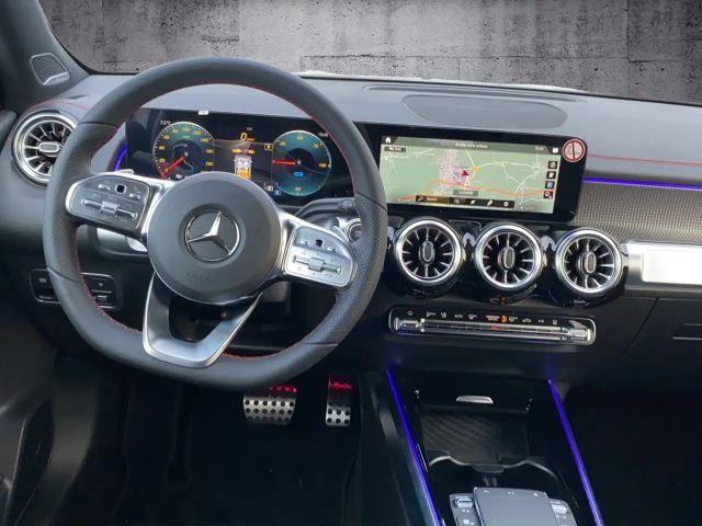 Mercedes-Benz EQB 300 4MATIC AMG Line