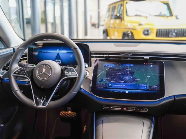 Mercedes-Benz E 220 AVANTGARDE E 220 d Estate