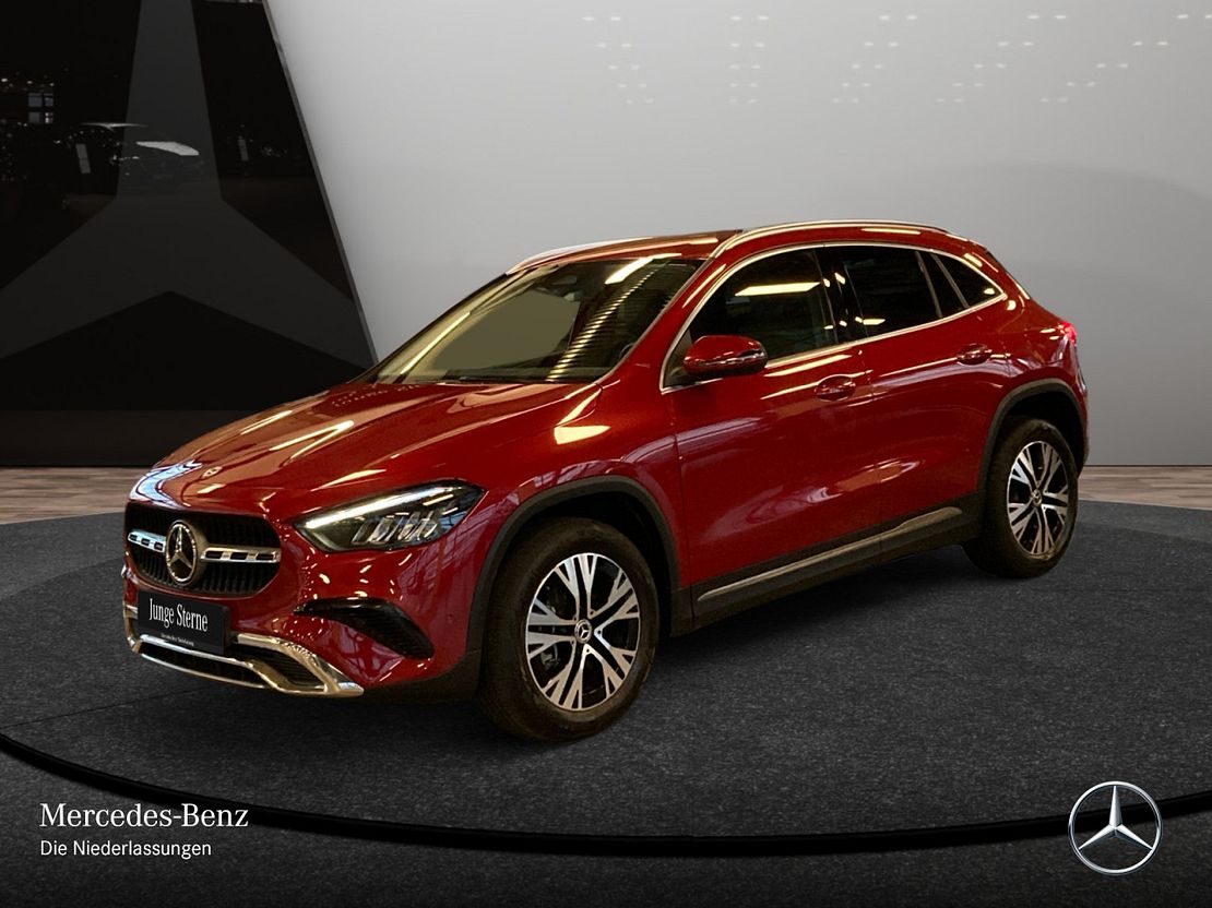 Mercedes-Benz GLA 250 4MATIC Progressive