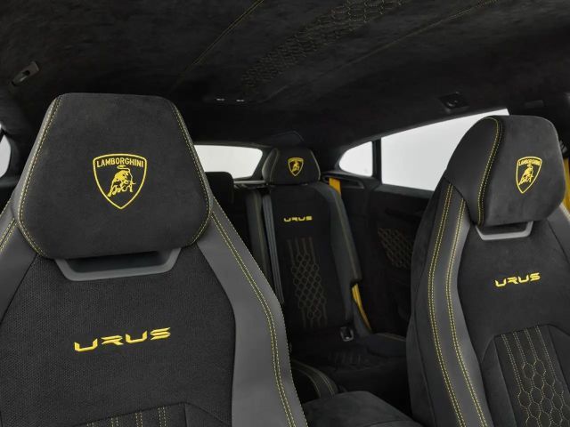 Lamborghini Urus Performante