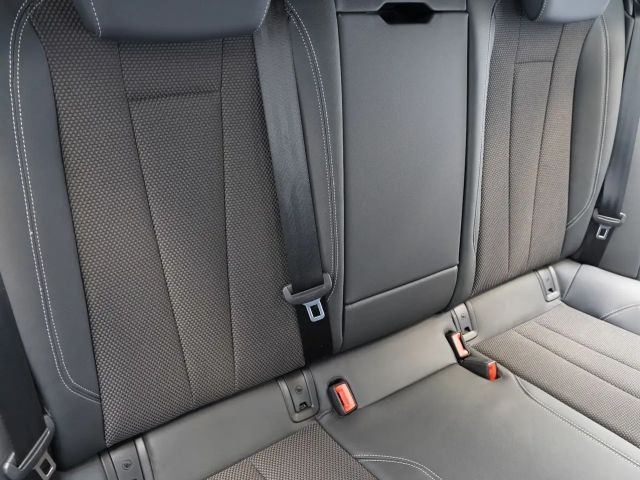 Audi A4 35 TDI Avant Competition S-Line