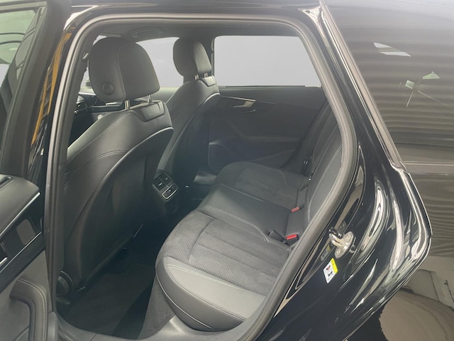 Audi A4 40 TFSI Avant S-Line S-Tronic
