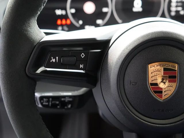 Porsche Taycan 4 Cross Turismo