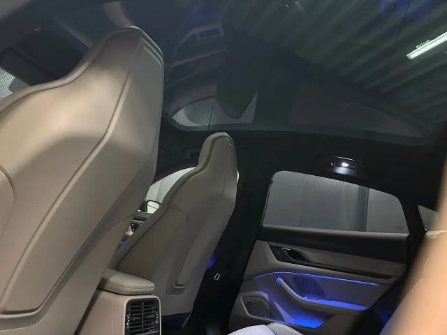 Porsche Taycan 4S