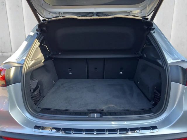 Mercedes-Benz EQA 300 4MATIC AMG Line