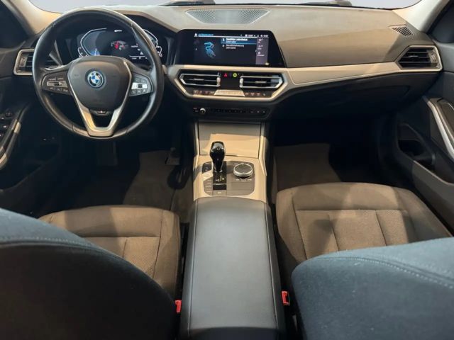 BMW 320 320e Advantage pakket Touring