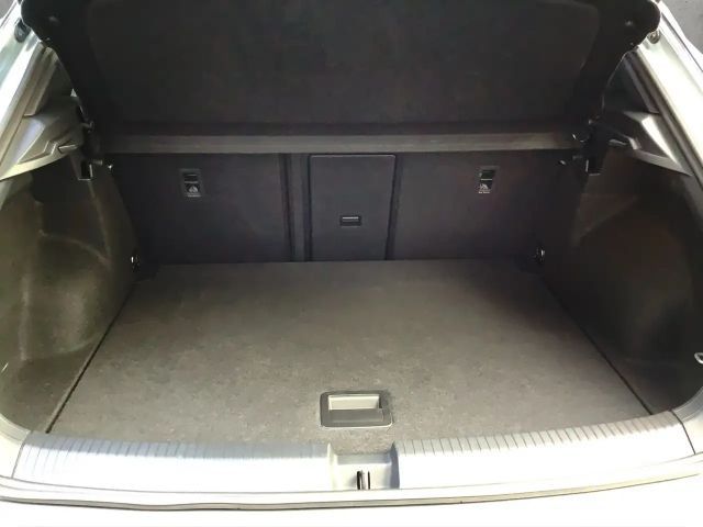 Volkswagen T-Roc 1.5 TSI DSG R-Line