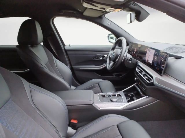 BMW 318 318i M-Sport Sedan