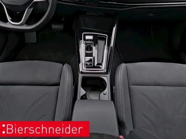 Volkswagen Golf 1.5 eTSI DSG Style Variant