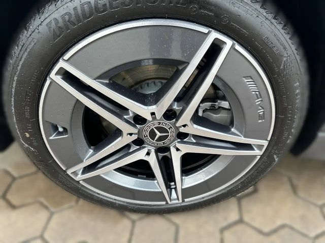 Mercedes-Benz C 200 AMG Line C 200 d Sedan