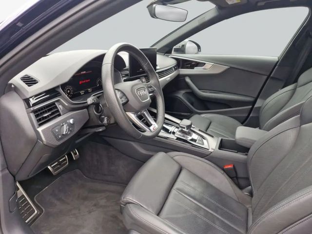 Audi RS4 Avant Quattro