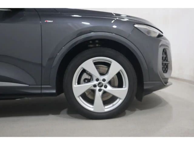 Audi Q5 Quattro S-Line Sportback