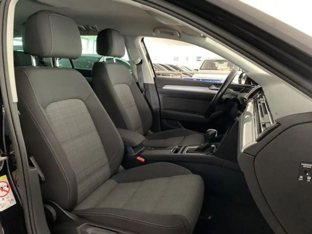 Volkswagen Passat Business Variant