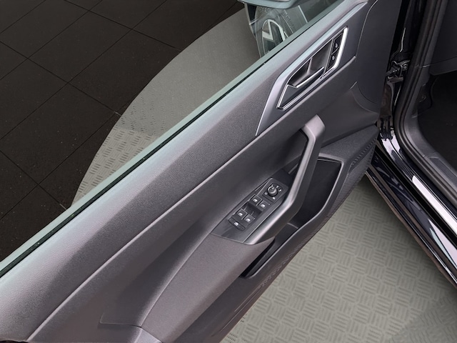 Volkswagen Taigo 1.5 TSI DSG R-Line