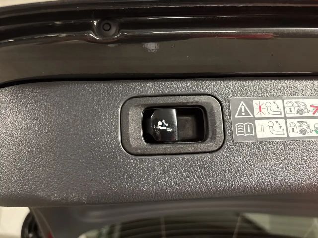 Mercedes-Benz C 220 4MATIC C 220 d Estate