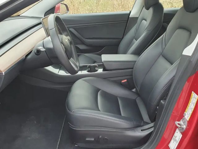 Tesla Model 3 AWD Long Range