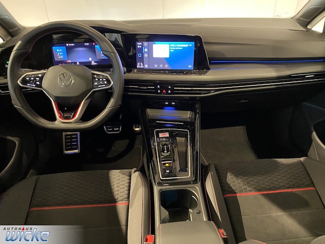 Volkswagen Golf 2.0 TSI DSG GTI