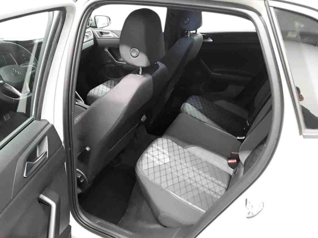 Volkswagen Polo 1.0 TSI DSG R-Line